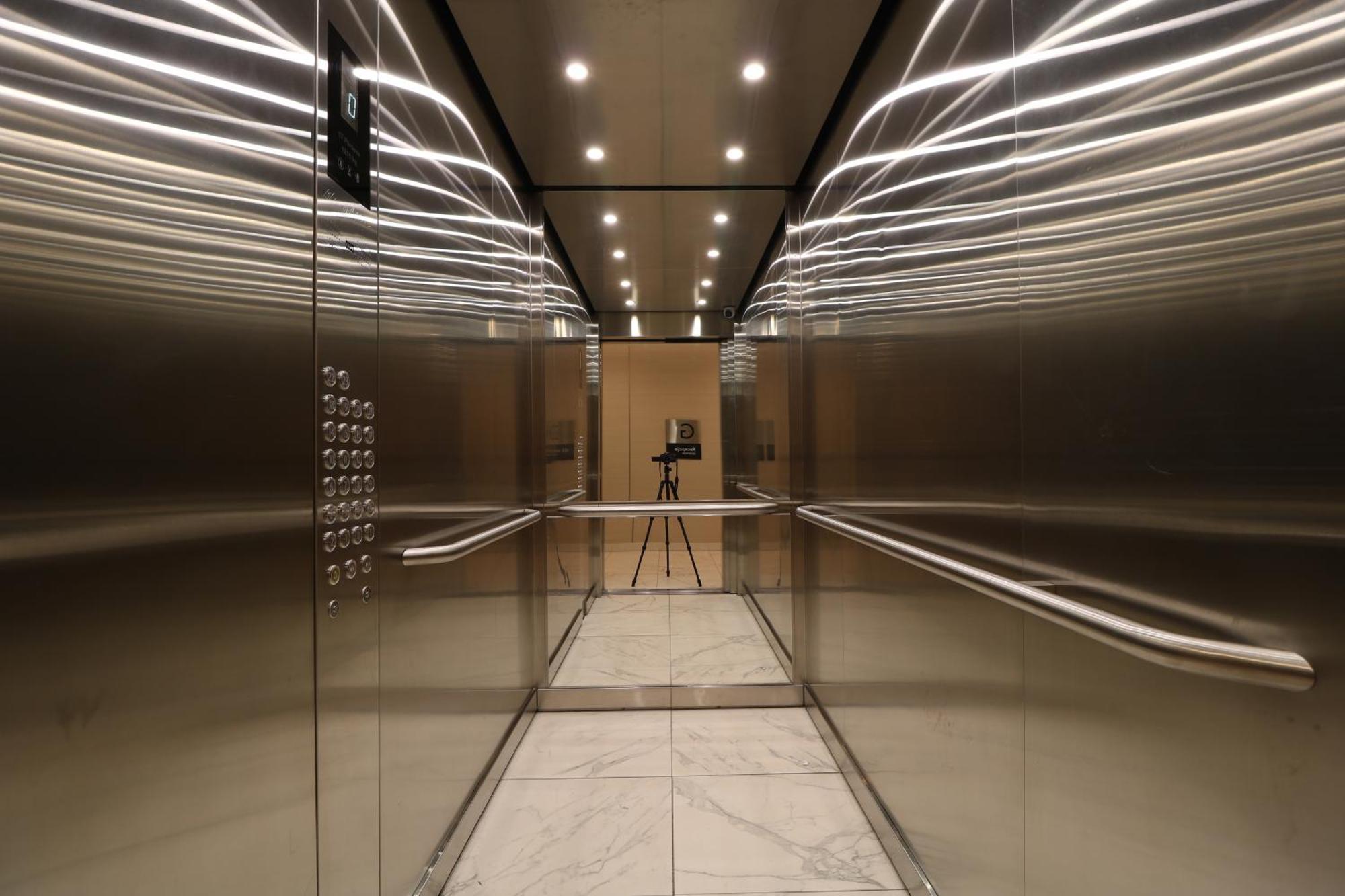 Waterfront Shine Apartment Belgrade