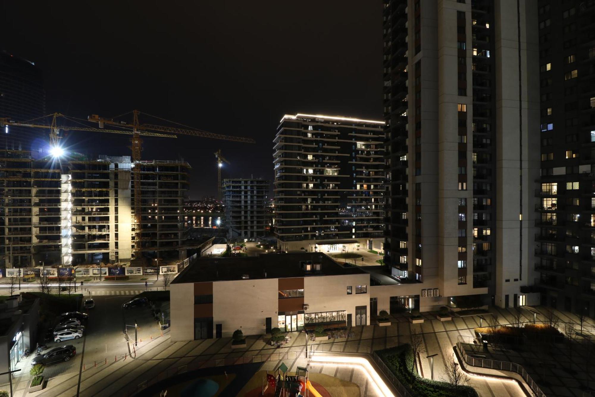 Apartment Waterfront Shine
